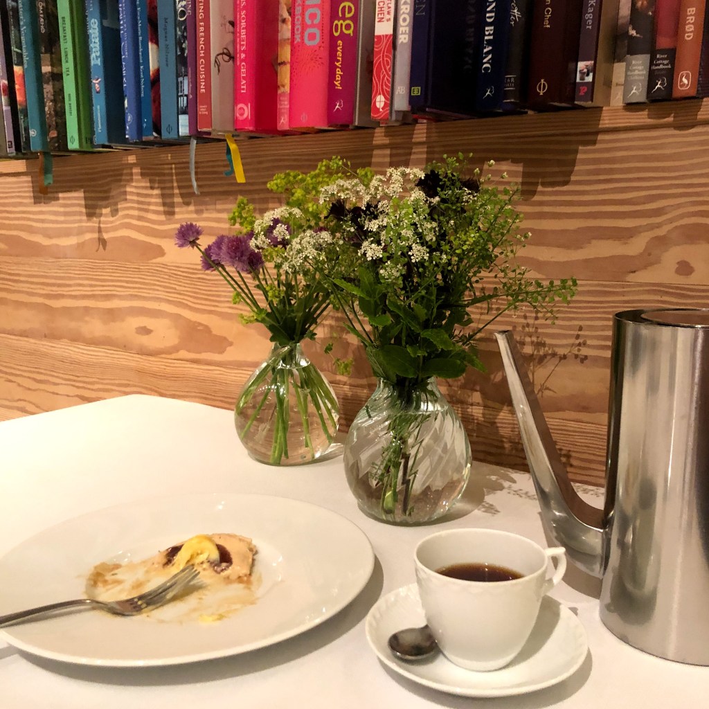 Henne dessert and coffee